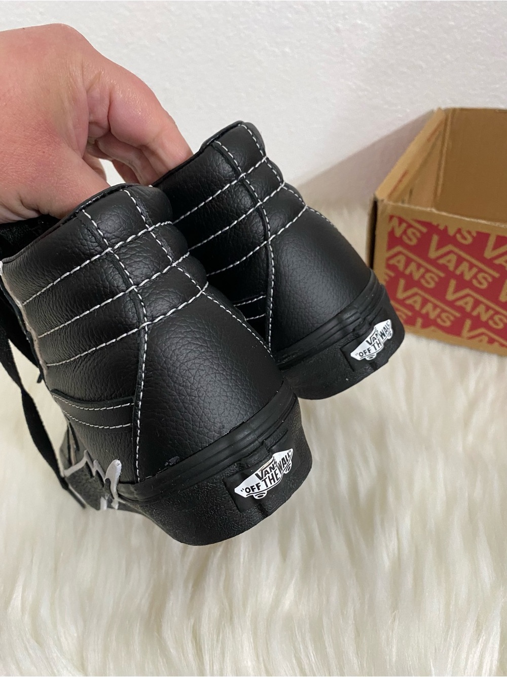 NEW Vans Black High-Top Sneakers with White Lightning Accent - Picture 4 of 8
